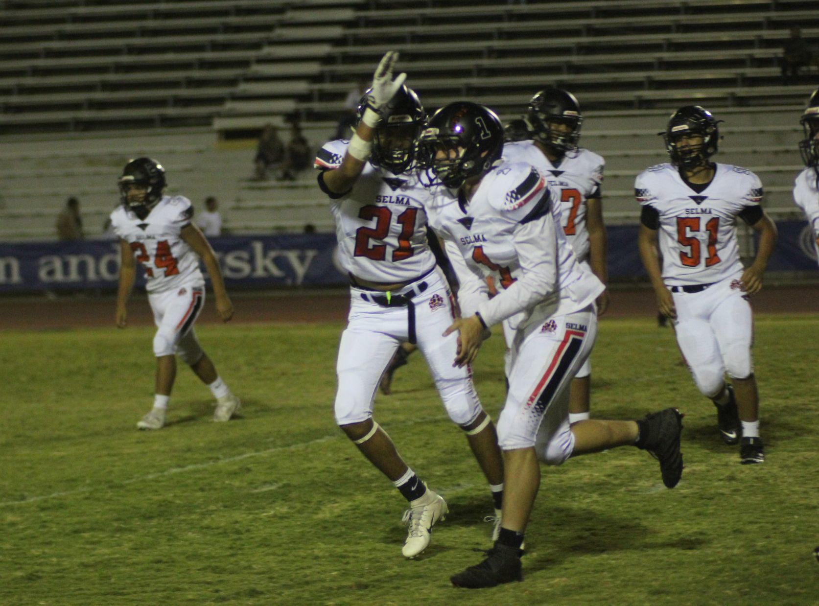 Bears demolish Huskies 49-0, start CSL at 1-0